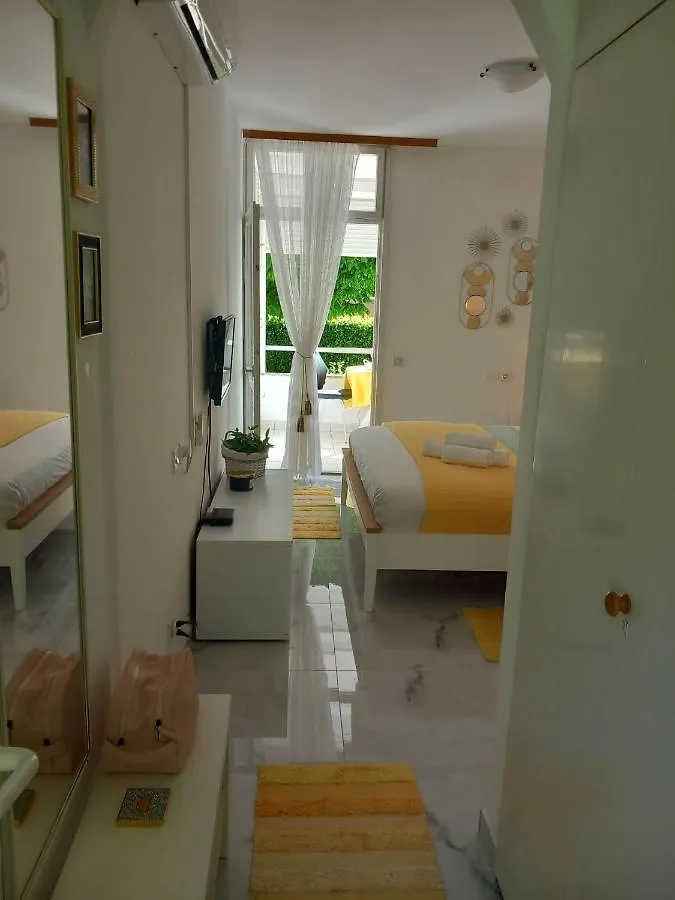 Apartment Studio Apartman Marija Petrcane